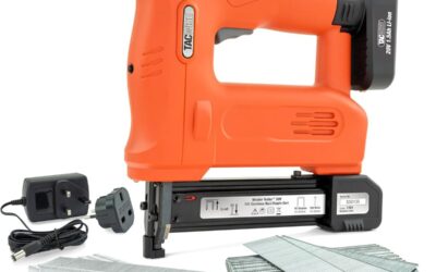 Test de l’agrafeuse/cloueuse sans fil Tacwise 1701 Master Nailer 20V