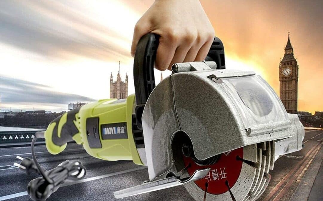 Test de la rainureuse murale KOLHGNSE 4000 W