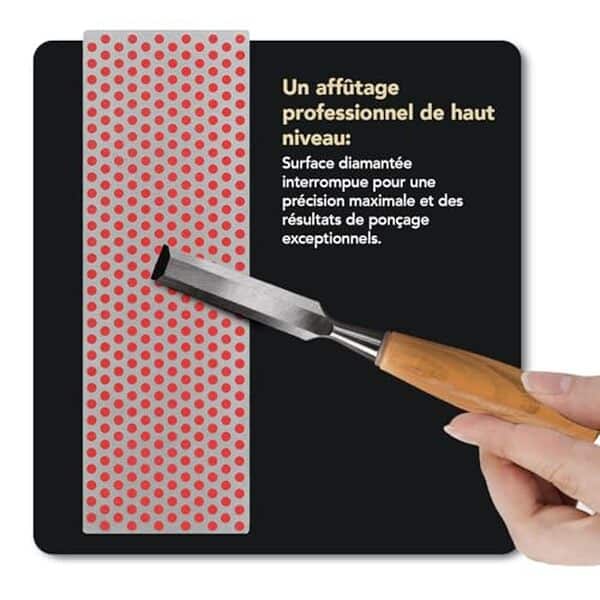 Découvrez notre test complet de la pierre à aiguiser dMT Diamond Whetstone : grossière, fine et extra-fine pour un tranchant parfait de vos couteaux et outils