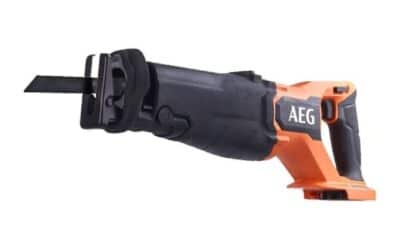 Test : scie sabre AEG PRO18V Brushless Proflux – puissance et précision