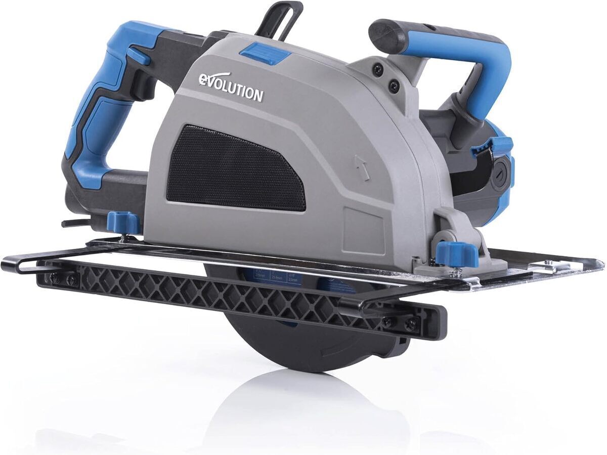 Test : evolution S210CCS, scie circulaire 210 mm sans bavures