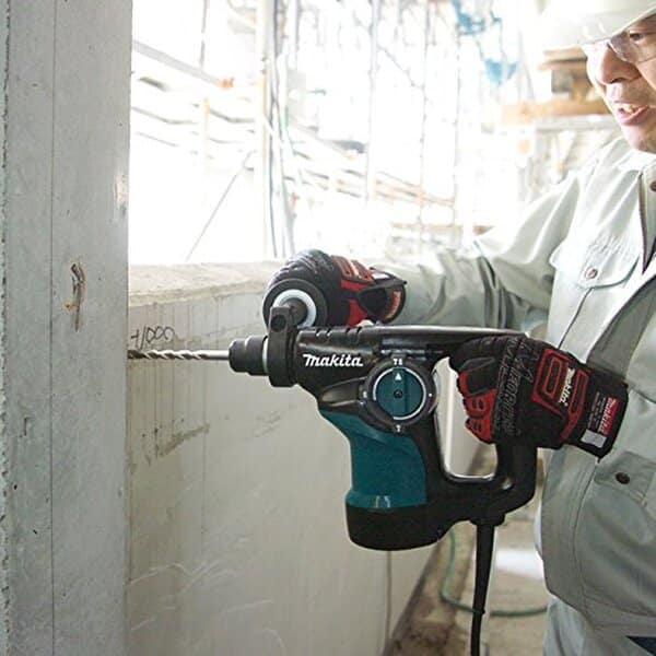 Découvrez notre test détaillé du perforateur SDS-Plus Makita HR 2810 : performances, avantages et caractéristiques techniques pour bien choisir votre outil.